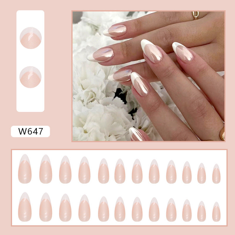 Simple Press on Nails, pure and alluring, the French-style nail art with a sweet and gentle round-shaped almond nail in Europe and America is a great option for foreign trade wearable nails