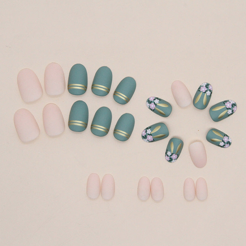 Press on Nails, Trimmed oval green tea-dyed gold line flower suede wearing nail art with European and American fashion movement